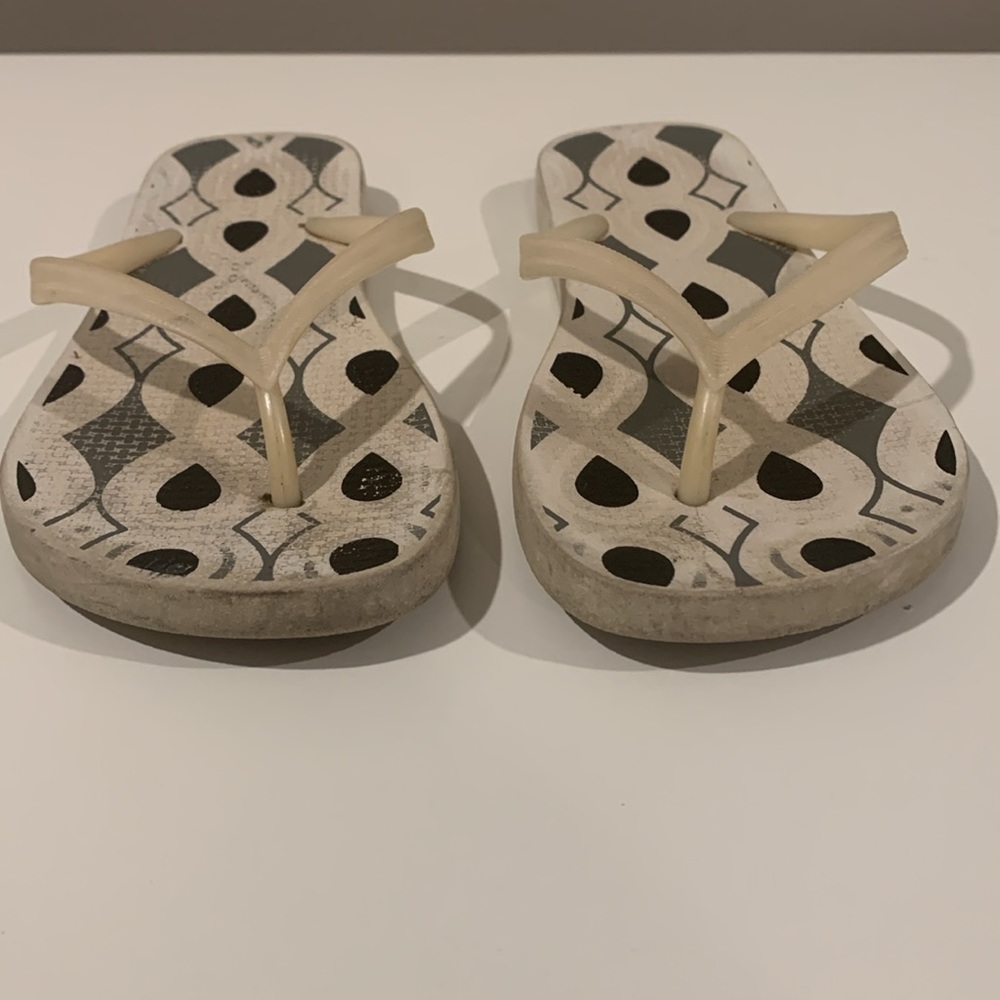 Flip flop - Picture 2 of 7